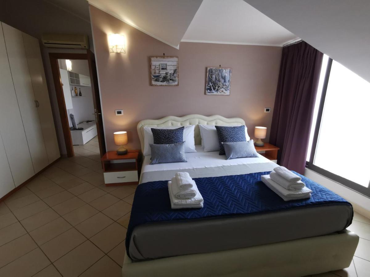B&B Louise Santa Maria Capua Vetere Buitenkant foto