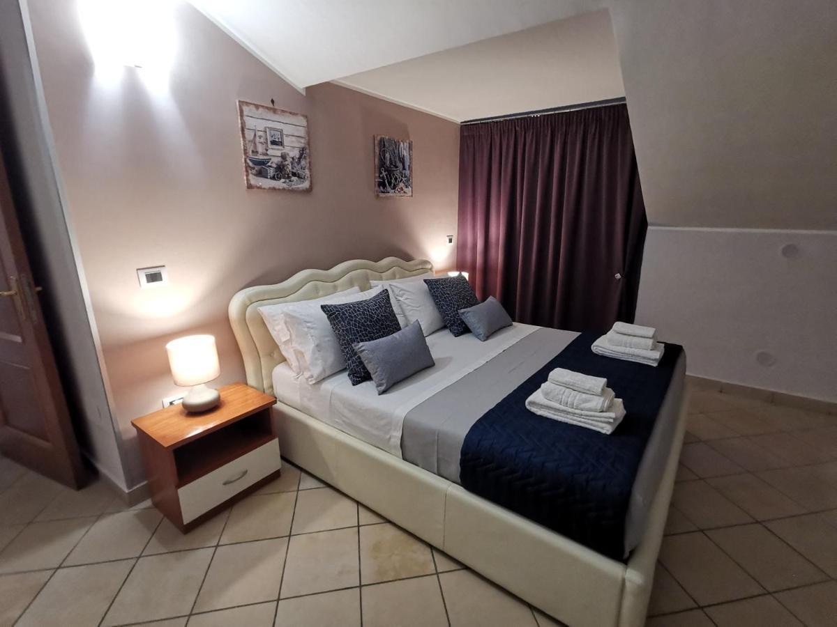 B&B Louise Santa Maria Capua Vetere Buitenkant foto